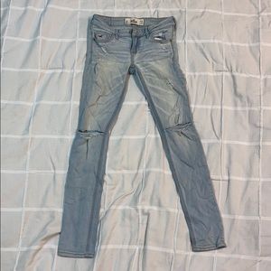 Size 0S super skinny, light wash, destroyed jeans